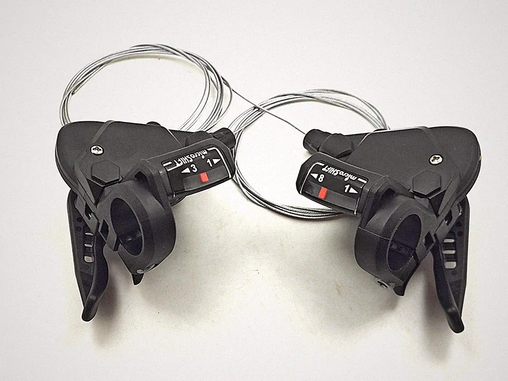MicroSHIFT Bike Bicycle 3 X 8 Speed Shifters Tigger Thumb Shifter Fits Shimano